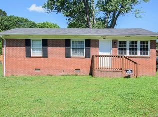 3703 Stoneman Dr, Gastonia, NC 28056