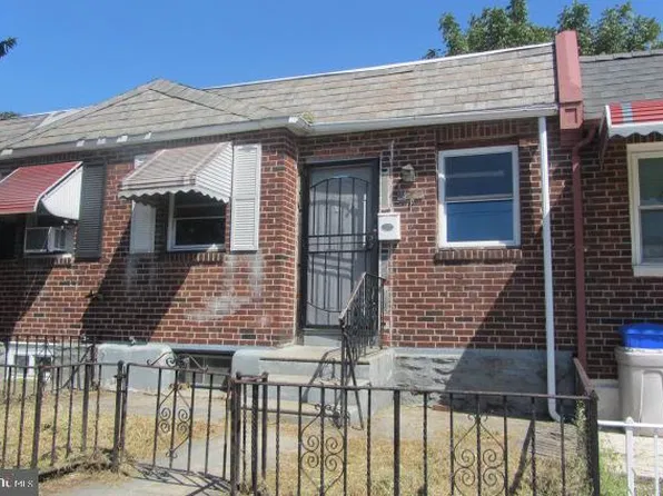 2447 S Frazier St, Philadelphia, PA 19143