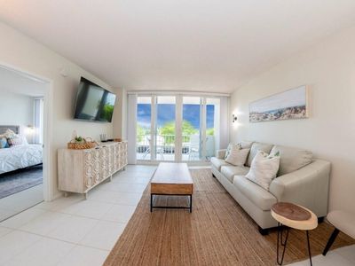 140 Seaview Ct APT 304S, Marco Island, FL, 34145