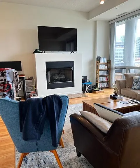 950 W Erie St #702 — Photo 10
