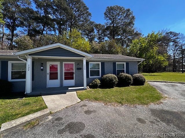 1st image of 120 Sycamore Ct