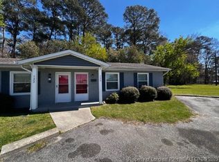 120 Sycamore Ct, Fayetteville, NC 28301