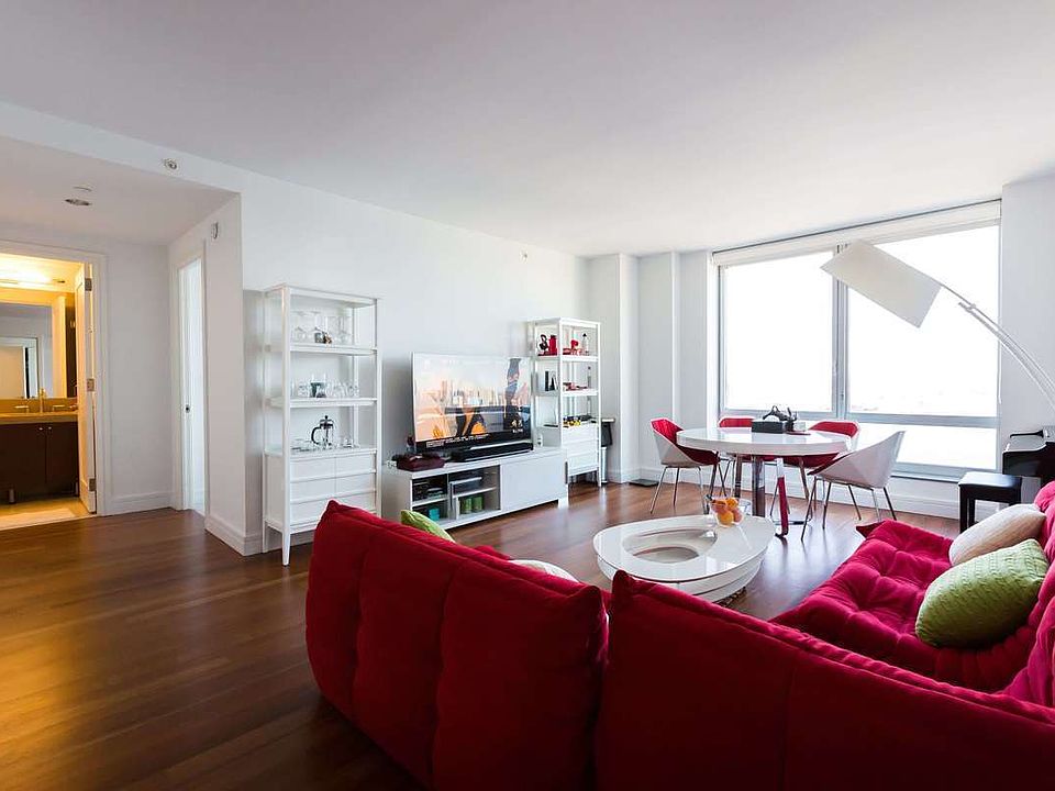 1st image of 30 West St APT 26G