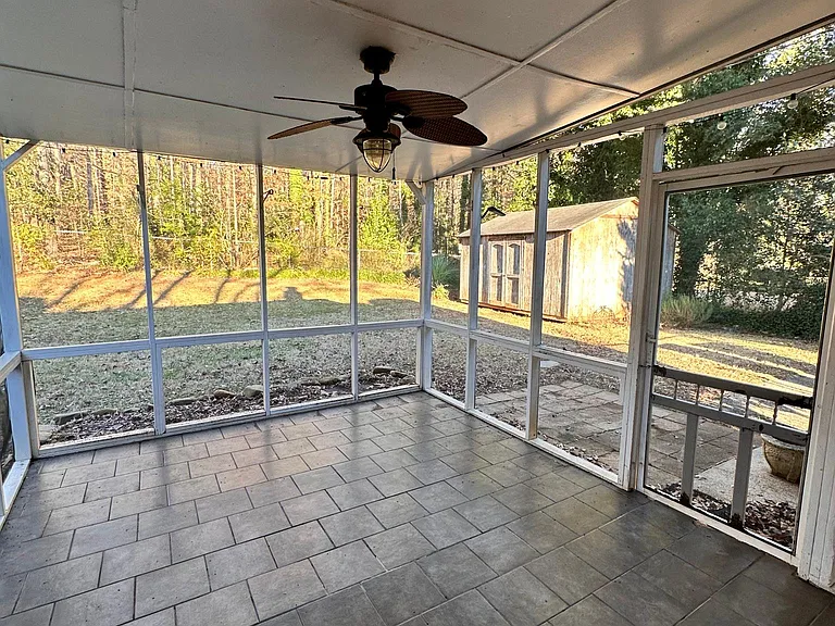 3825 Sheffield Dr — Photo 33
