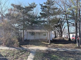 1128 Murphy Ave, Joplin, MO 64801