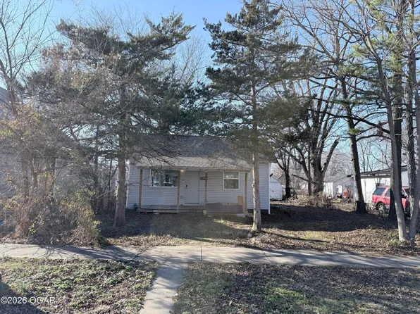 1128 Murphy Ave, Joplin, MO 64801