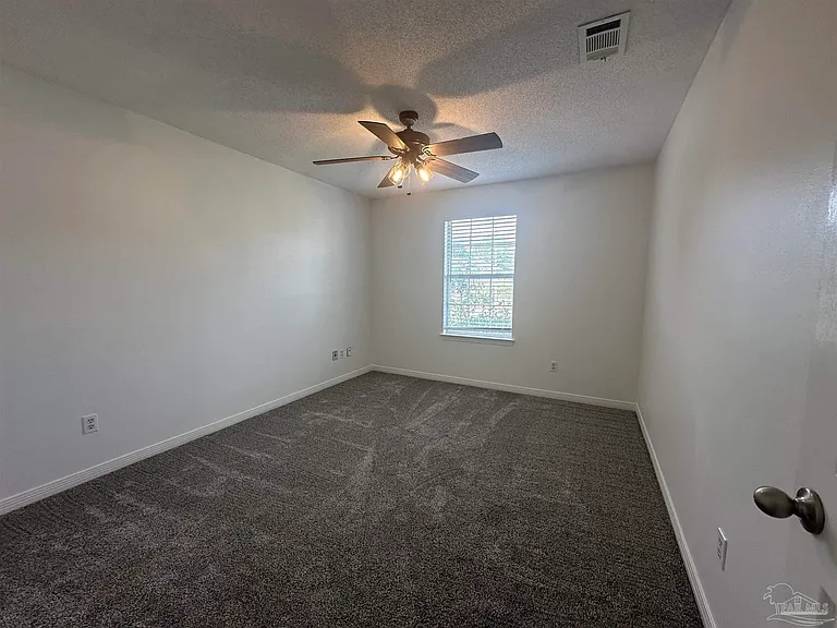 541 Batten Blvd — Photo 20