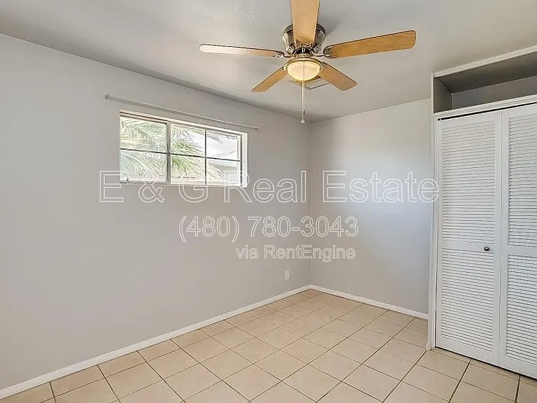 543 W 19th St — Photo 13