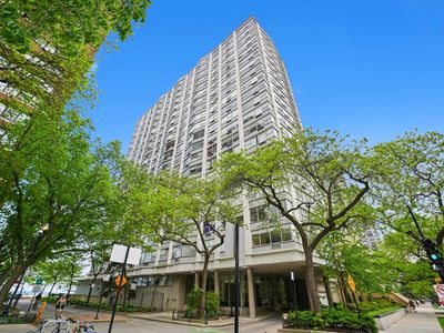 5757 N Sheridan Rd APT 5J, Chicago, IL, 60660