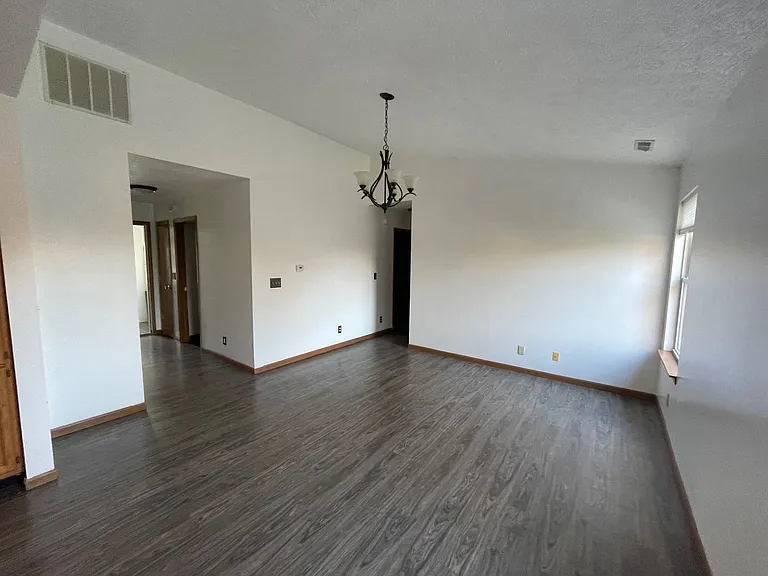 3100 Hunter Rd — Photo 7