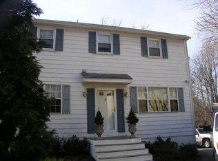 1011 Conestoga Rd, Bryn Mawr, PA 19010