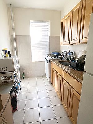 2nd image of 2722 23rd St APT 2F