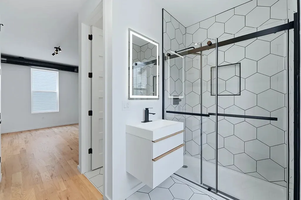 3 bed, $3,600 — Photo 4