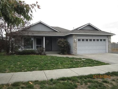 1st image of 2028 Kingswood Dr