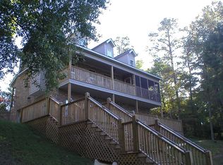 15601 Willow Point Dr, Northport, AL 35475