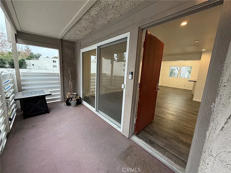 18333 Hatteras St #62 — Photo 11