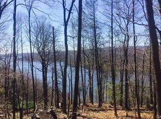 192 Green Pond Rd, Sherman, CT 06784