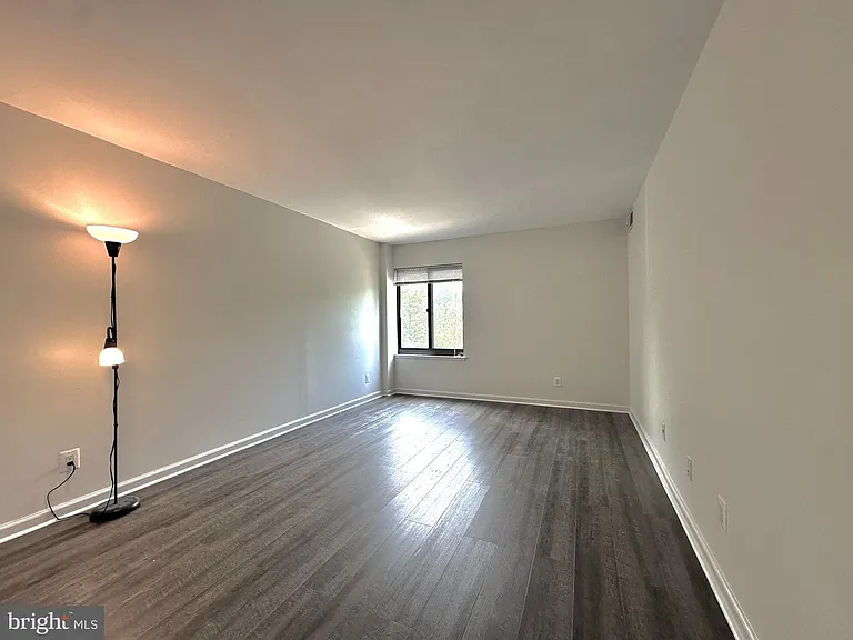 3101 S Manchester St #308 — Photo 12