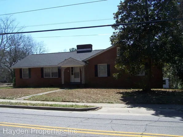 818 E Washington St, Rockingham, NC 28379