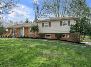 3252 Saxon Dr, Lexington, KY 40503
