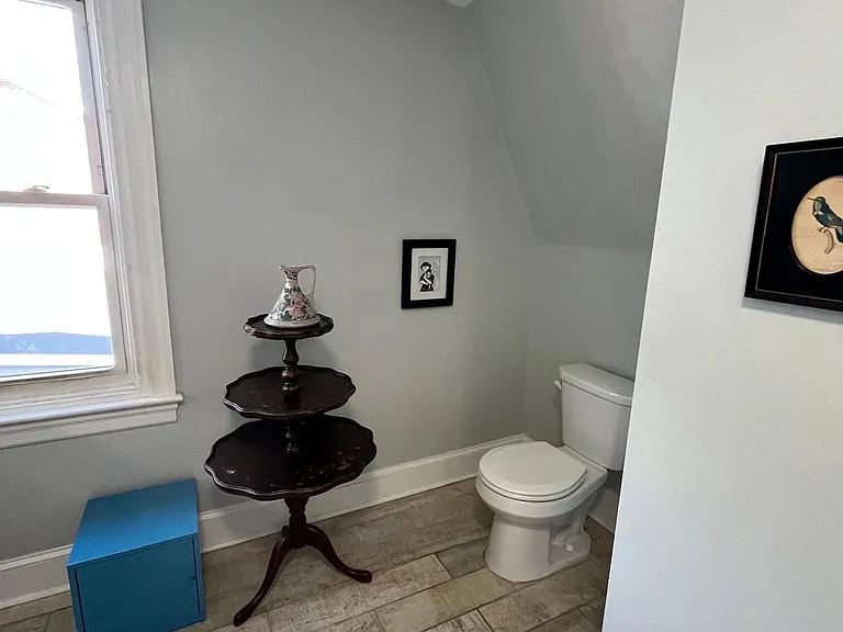 213 Ardmore Ave — Photo 25