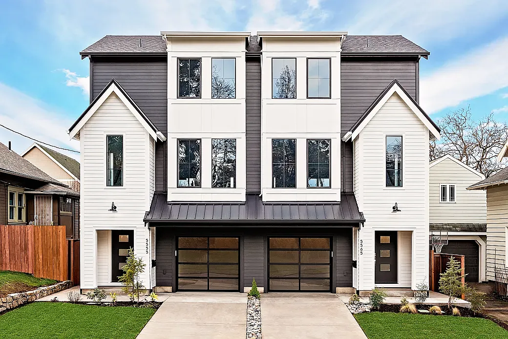 3 bed, 3.5 bath, 2426 sqft, $5,000 — Photo 1