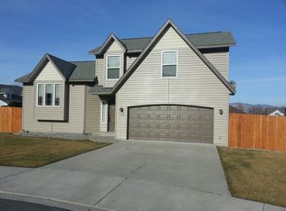 1224 Gossman Ln, Wenatchee, WA 98801