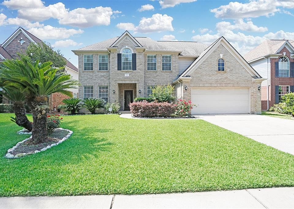 1st image of 18523 Autumn Park Dr