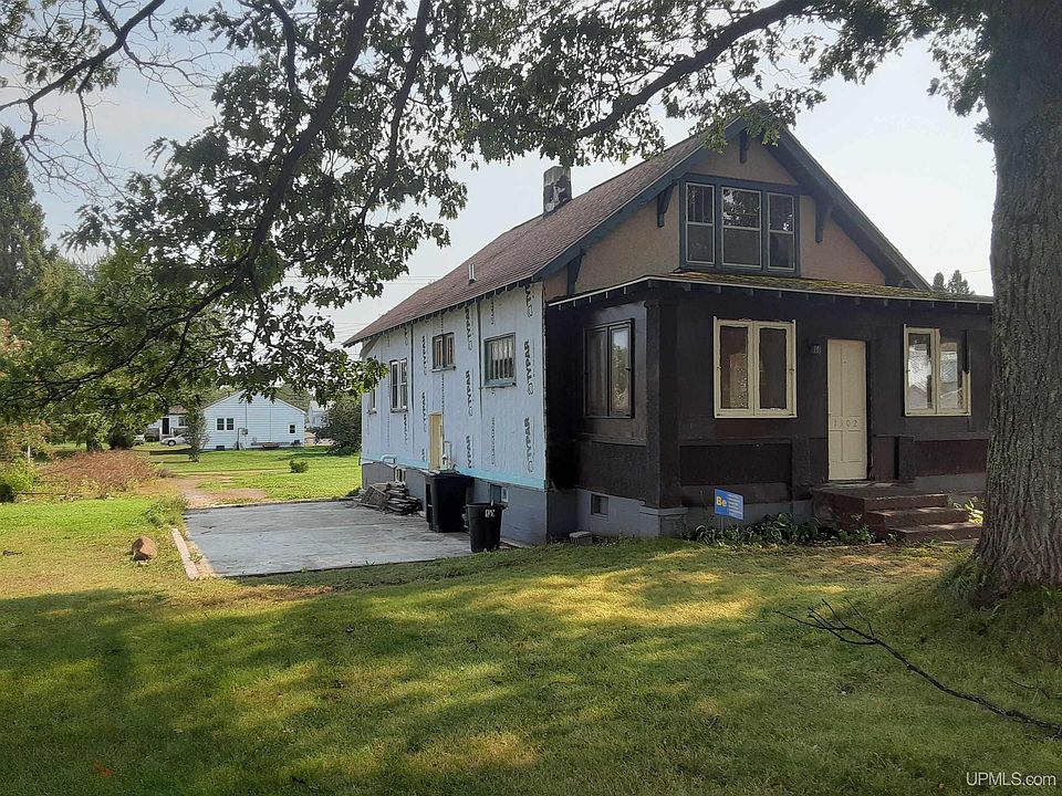 1302 Putnam St, Wakefield, MI 49968 Zillow