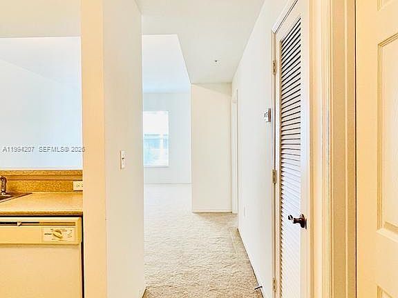 2nd image of 1209 Main St APT 315