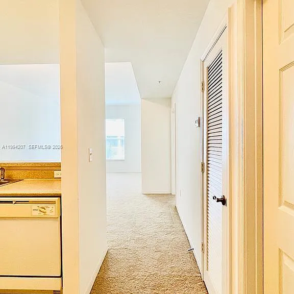 1209 Main St #315 — Photo 2