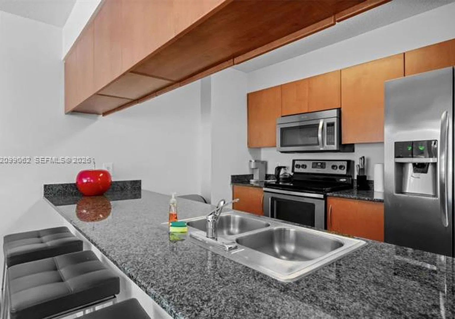 1200 Brickell Bay Dr cu-3908, Miami, FL 33131 — Photo 1