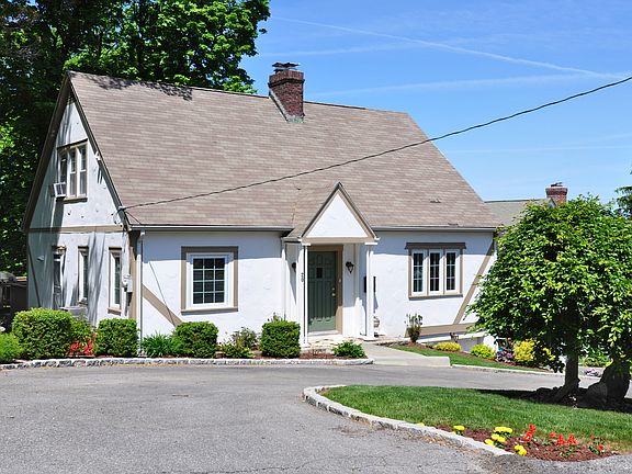 2nd image of 20 Euclid Ave