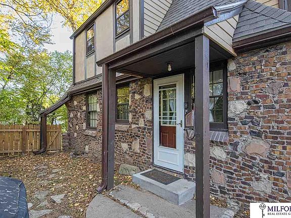 4th image of 5426 Western Ave