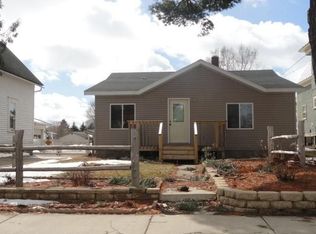 717 N Main St, Marion, WI 54950