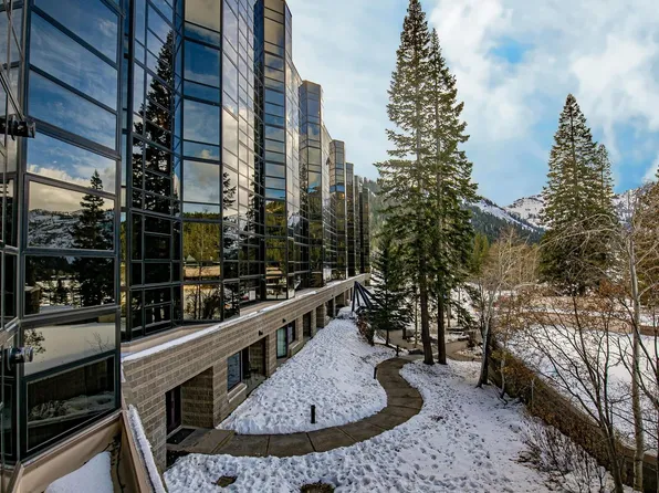 400 Squaw Creek Rd #438/440, Alpine Meadows, CA 96146