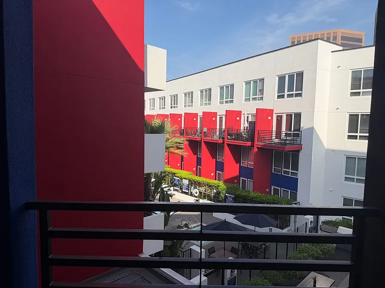 Canvas LA — Photo 121