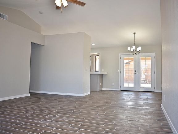 2nd image of 264 N Monterey St