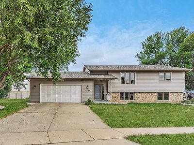 4601 E Belmont St, Sioux Falls, SD, 57110