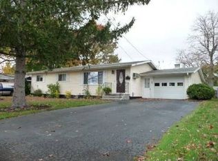 107 Grandy Dr, Liverpool, NY 13088