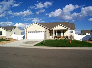 6936 Raleigh St, Wellington, CO 80549