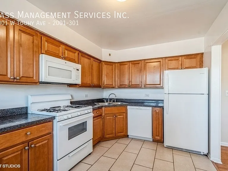 2001 W Touhy Ave #301 — Photo 1