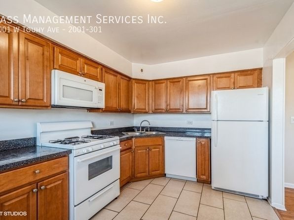 2001 W Touhy Ave APT 301