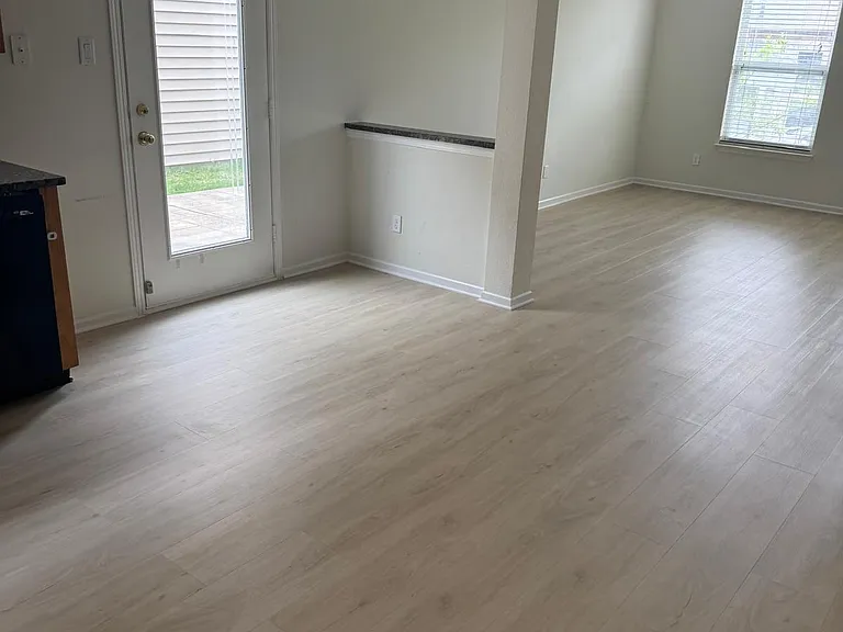 12696 Loyalty Dr — Photo 5