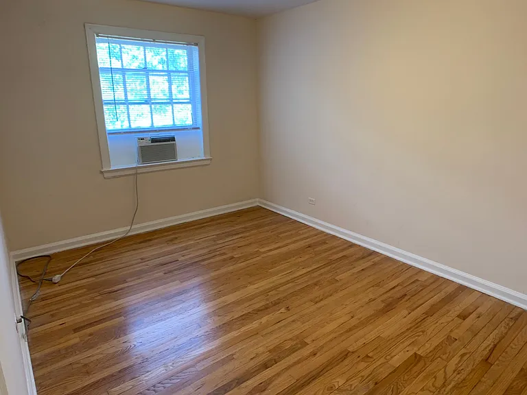 2848 Thornhill Rd — Photo 30