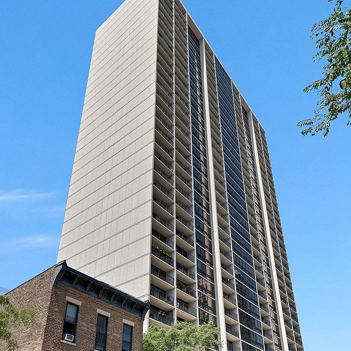 1st image of 1636 N Wells St APT 412