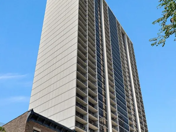 1636 N Wells St APT 412, Chicago, IL 60614