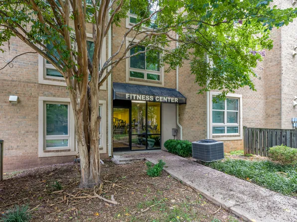 Amber Commons