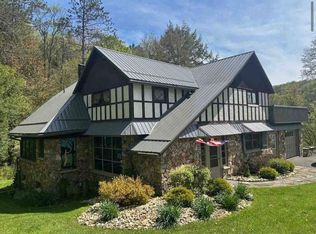 72 Gibbs Hill Rd, Kane, PA 16735