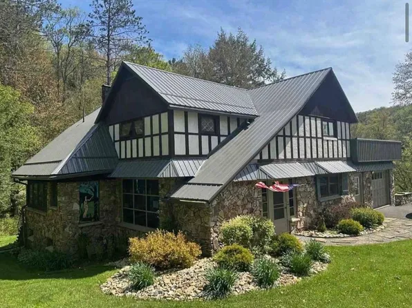 72 Gibbs Hill Rd, Kane, PA 16735